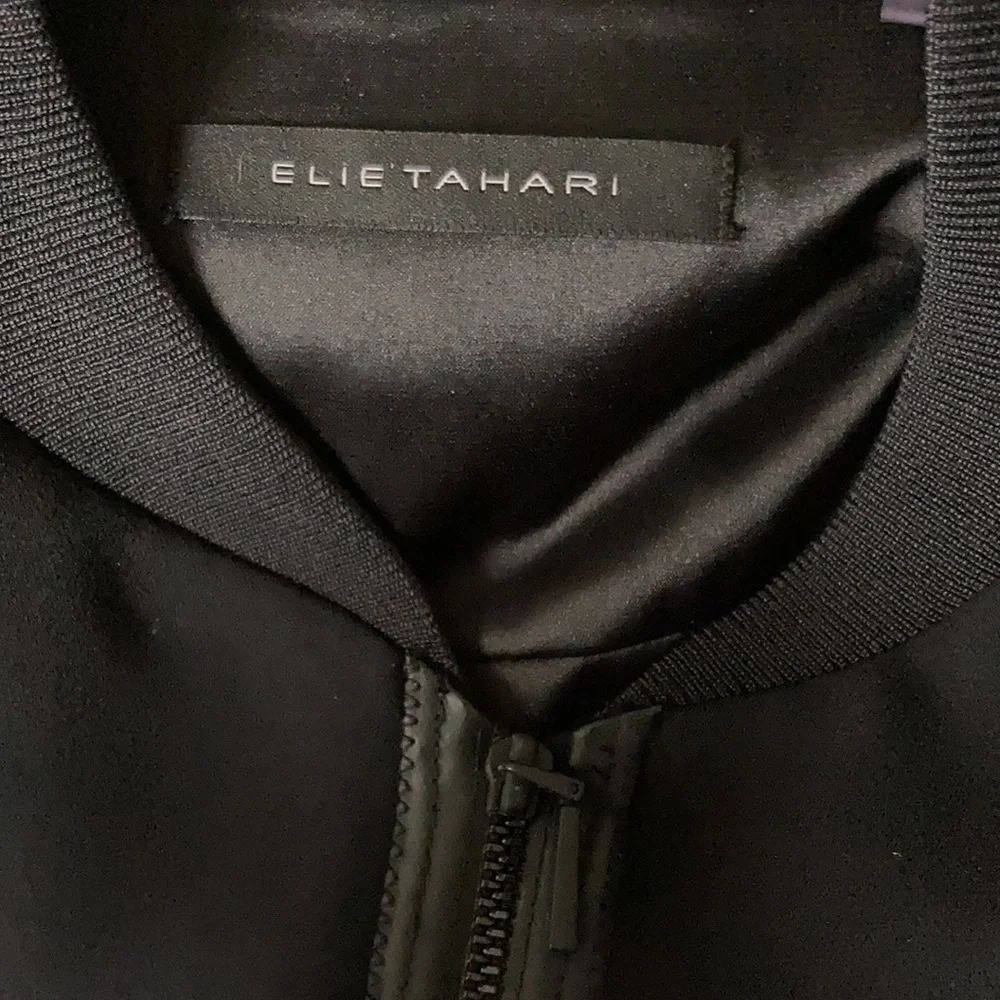 𝅺ELIE TAHARI XS lamb leather inserts jacket .
